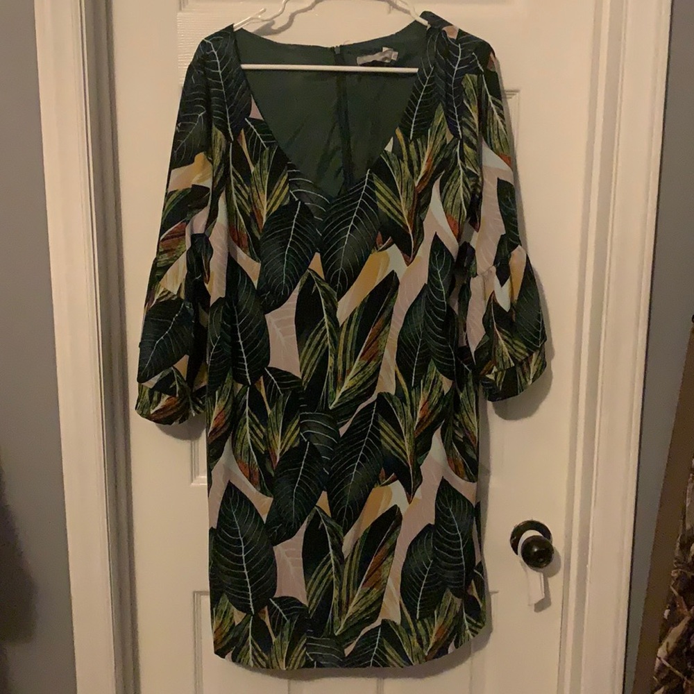 Dark green palm leave 3/4 bell sleeve dress